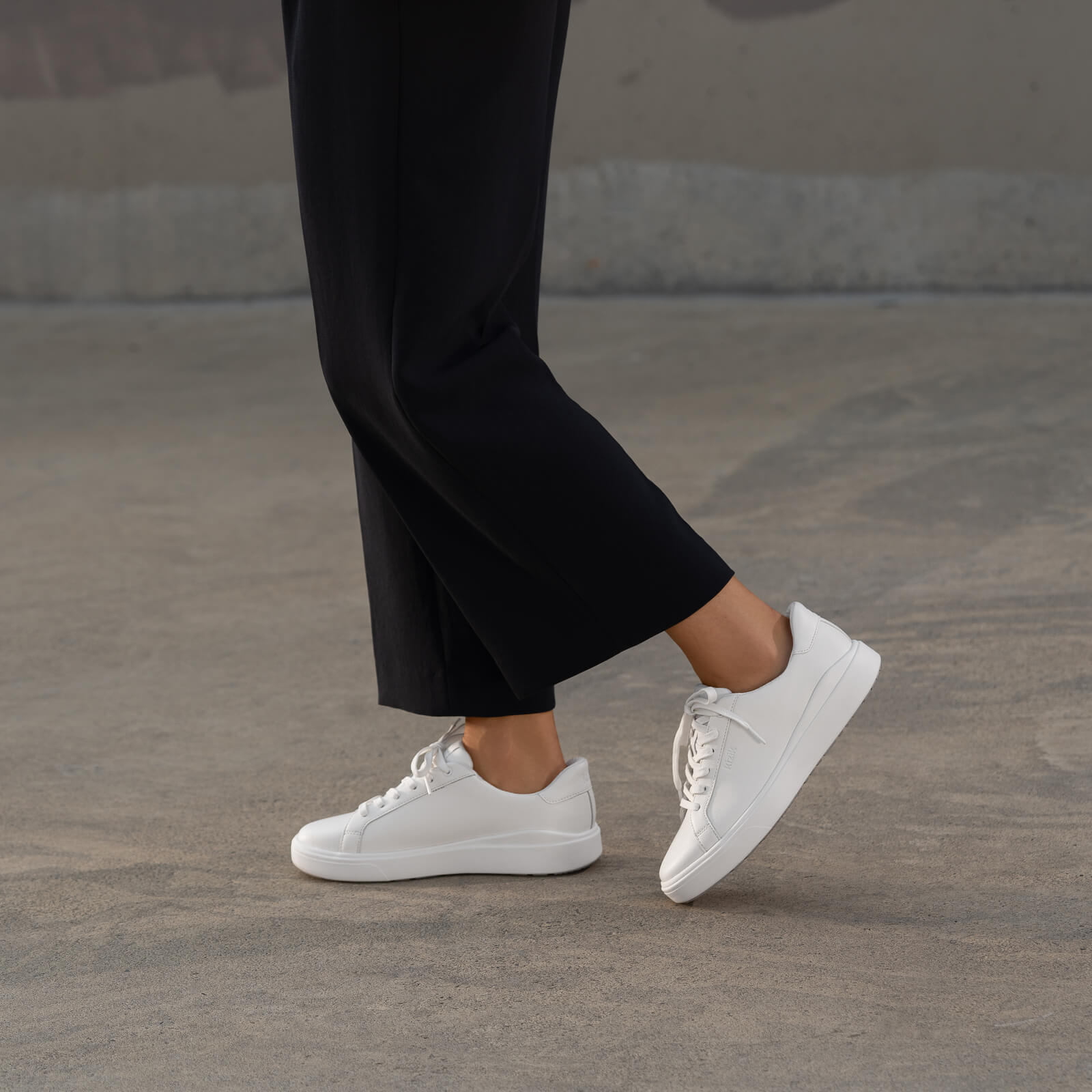 Women's Vegas 2 - Bright White - Image 10